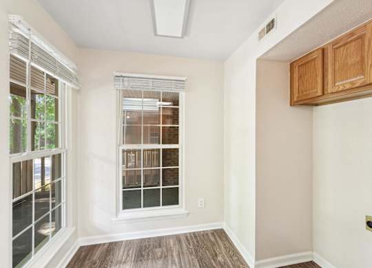 Blank Room at The Groves Apartments, North Carolina