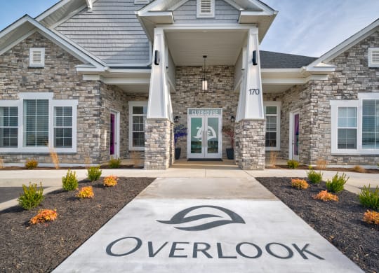 Overlook Clubhouse Entrance