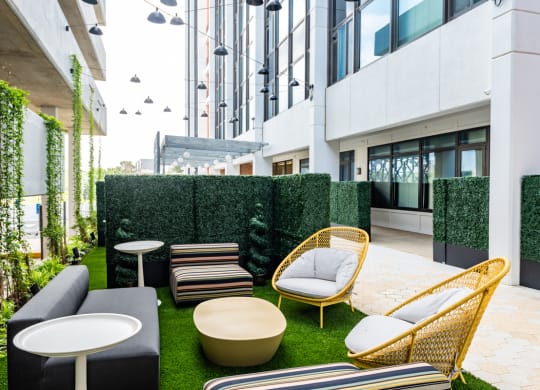 Mission Lofts outdoor lounge area