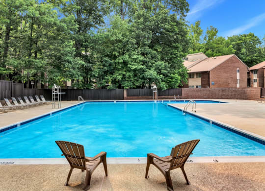 our apartments in fairfax have a resort style pool