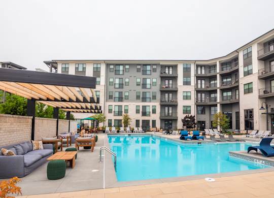 the residences at city center apartments swimming pool