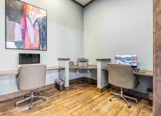 24-Hour Business Center with Computers and Wireless Printing