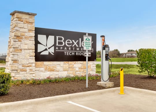 ChargePoint Car Charging Station