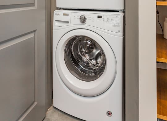 Full Size Washer/Dryer Included