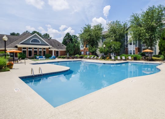 the preserve at ballantyne commons resort style swimming pool