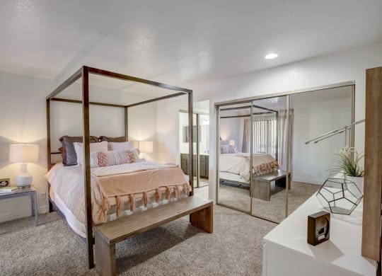 Large Bedroom at Glen at Mesa Apartments, Mesa, Arizona