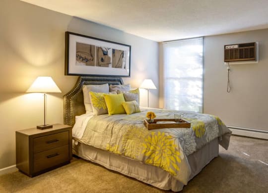 Gorgeous Bedroom at Glen at Burnsville, Burnsville, 55337