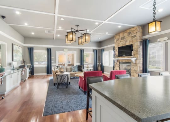 Clubhouse with Business Center at Deer Crest Apartments, Broomfield