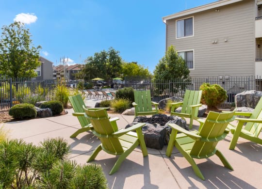 Outdoor Fire Pit at Deer Crest Apartments, Broomfield, CO