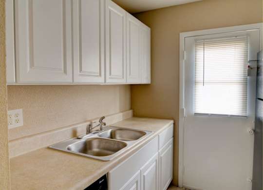 Sink With Faucet at Hibiscus Place Apartments, Orlando, FL