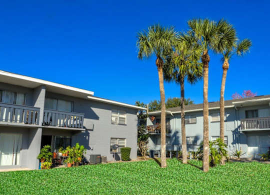 Lush Green Outdoor Spaces at Hibiscus Place Apartments, Orlando, 32808