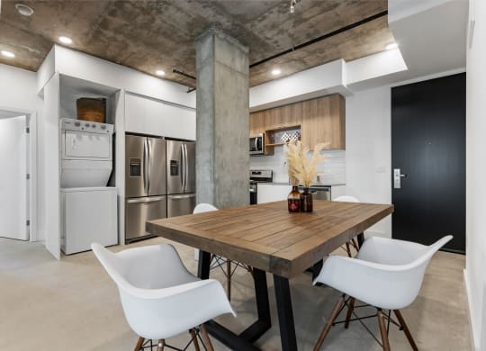 Coliving Dining