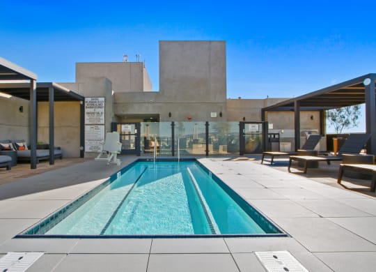 Dipping Pool