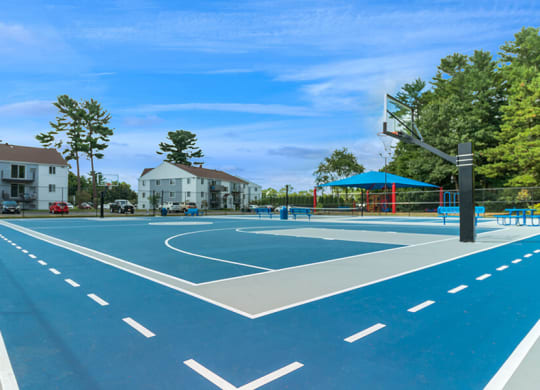 Community Sports Court at Village at Marshfield Apartments located in Marshfield, MA.