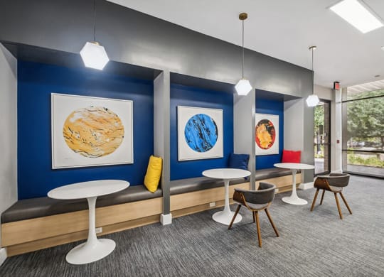 Community Clubhouse Work Station Area at Mason Van Dorn Apartments located in Alexandria, VA.