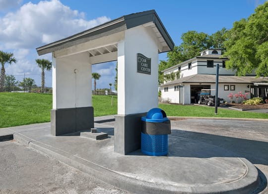 Community Car Wash Station at Rosehill Preserve Apartments located in Orlando, FL.