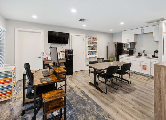 Community Project Access Center at Solano Springs Apartments located in Tucson, AZ.