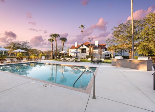 the pool at the preserve apartments