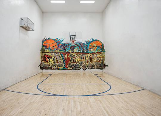 Indoor Basketball Court at Stillwater Apartments located in Glendale, AZ.