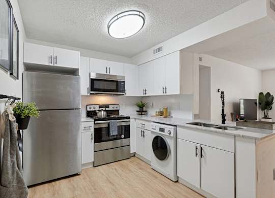Model kitchen at Northlake Apartments in Jacksonville, FL