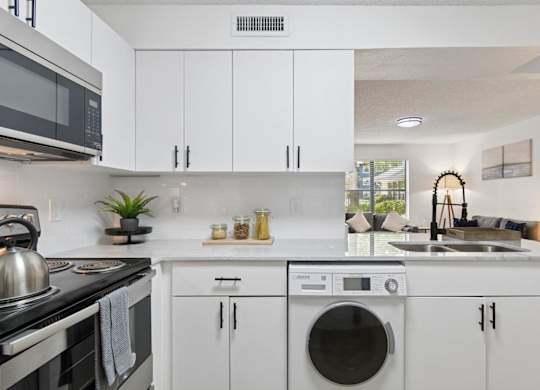 Model kitchen at Northlake Apartments in Jacksonville, FL