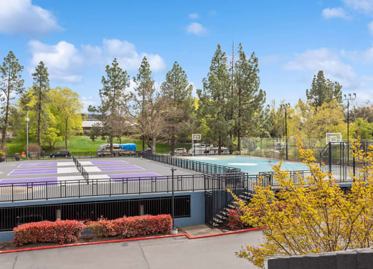 Community Tennis & Pickleball Courts at Fountains at Point West Apartments in Sacramento, CA.