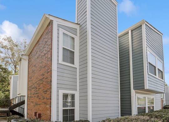 Exterior Community Building and Landscape at Abbington Heights Apartments in Antioch, TN.