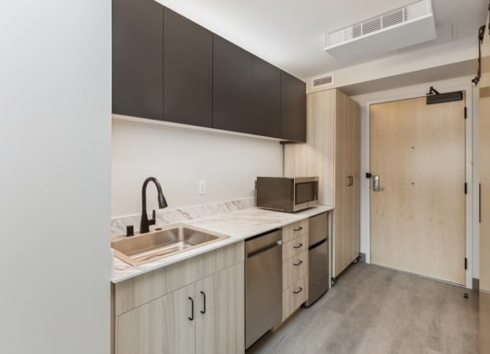 Model kitchen space with dishwasher