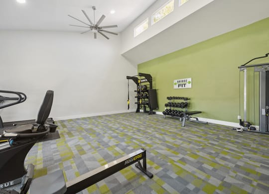 Community Fitness Center with Equipment at Villages at Metro Center Apartment located in Phoenix, AZ.