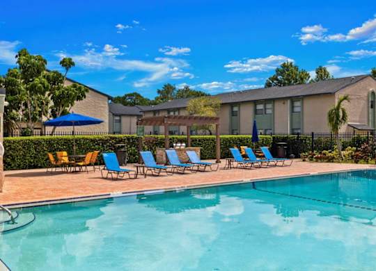 Swimming pool at Oasis at Bayside Apartments in Largo, FL