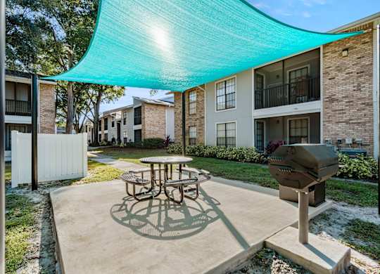 BBQ pavilion at Grand Pavilion Apartments in Tampa, FL