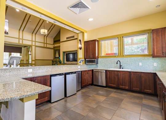 Community kitchen area at Bridges at Crosstown in Tampa, FL