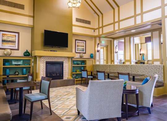 Leasing office lounge at Bridges at Crosstown in Tampa, FL