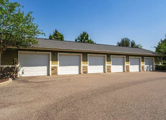 Available garages at Bridges at Crosstown in Tampa, FL