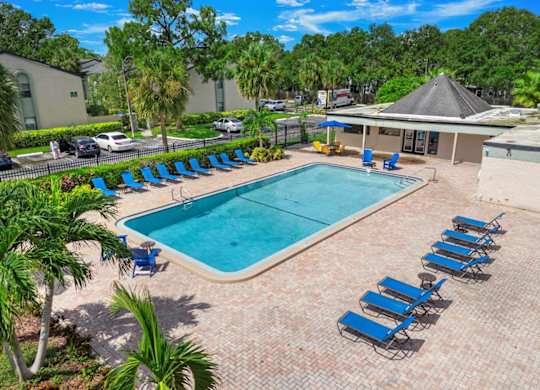 Swimming pool at Oasis at Bayside Apartments in Largo, FL
