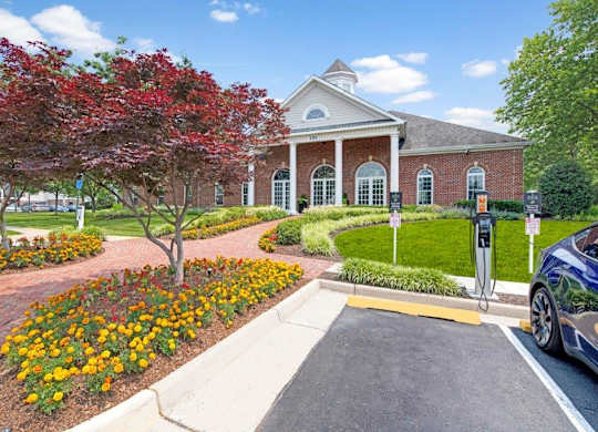 Exterior of leasing office at Dulles Green Apartments in Herndon, Virginia