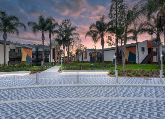 Apartment exterior at Horizon Apartments in Santa Ana, California