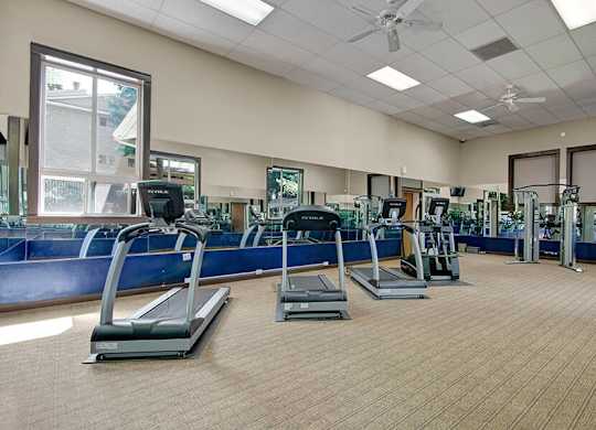 Community Fitness Center at Ridge & Shores Apartments located in Federal Way, WA.