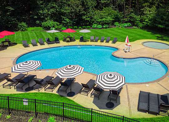Pool View at Atlantic Pointe Apartments, New Jersey