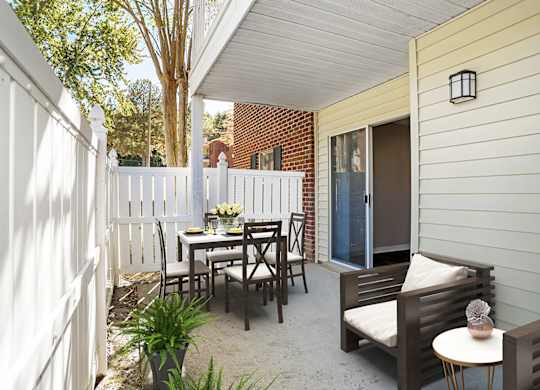Patio at Arbors at Natchez Trace Apartments, Ridgeland
