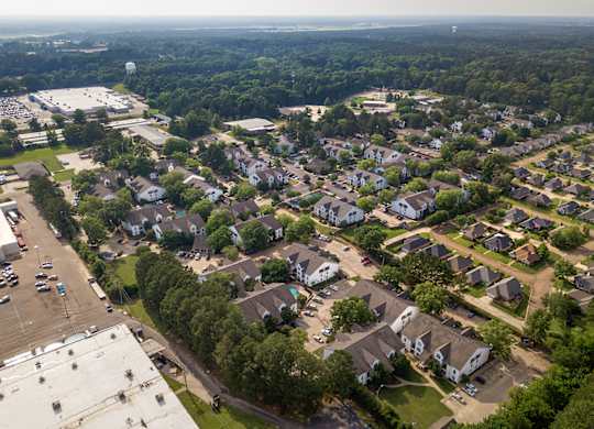 Crosswinds Aerial at Crosswinds Apartments, Mississippi, 39208