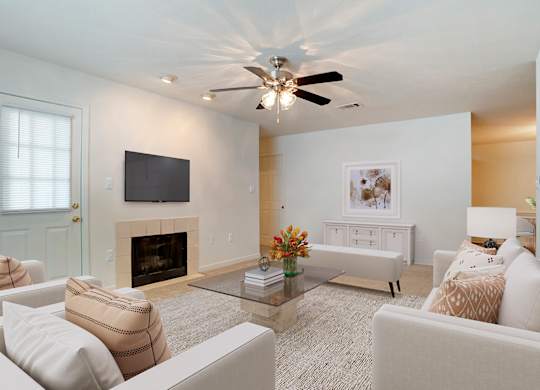 Living Room at Crosswinds Apartments, Mississippi