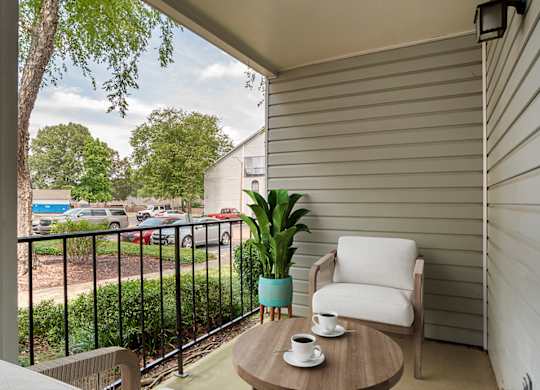 Crosswinds Porch at Crosswinds Apartments, Pearl, MS, 39208