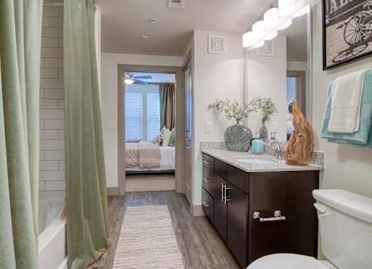 Luxurious Bathrooms at Fifty02 Westover Hills, Texas