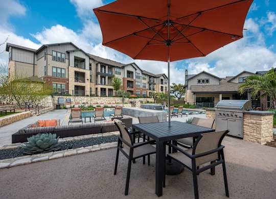 Poolside Grilling Stations at Fifty02 Westover Hills, San Antonio