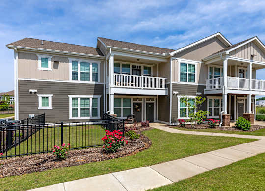 Green Space Trails at The Villas at Germantown, Tennessee