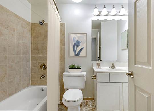 Large Soaking Tub In Bathroom at The Greens at Columbia, Maryland