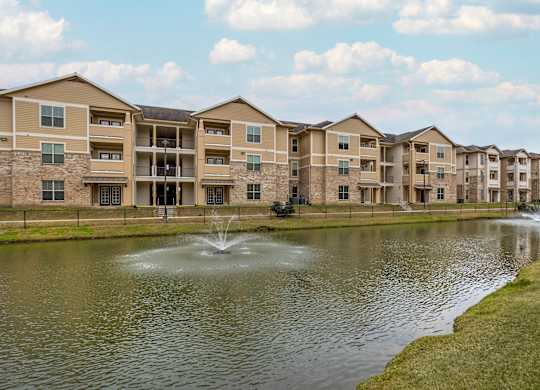 Exterior at La Veranda at Polly Lane Apartments, Louisiana