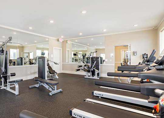 Fitness Center With Modern Equipment at La Veranda at Polly Lane Apartments,Lafayette, LA 70508