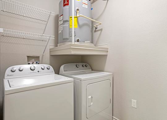 Washer Dryer at La Veranda at Polly Lane Apartments, LA 70508